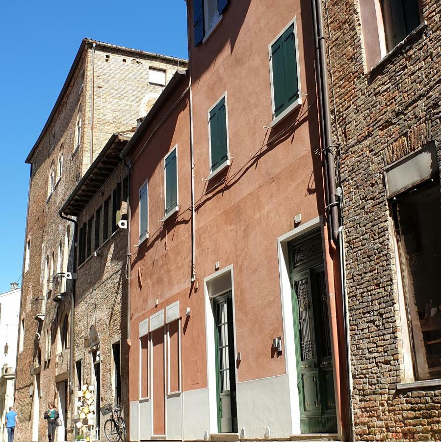 La Petite Maison Treviso Bagian luar foto
