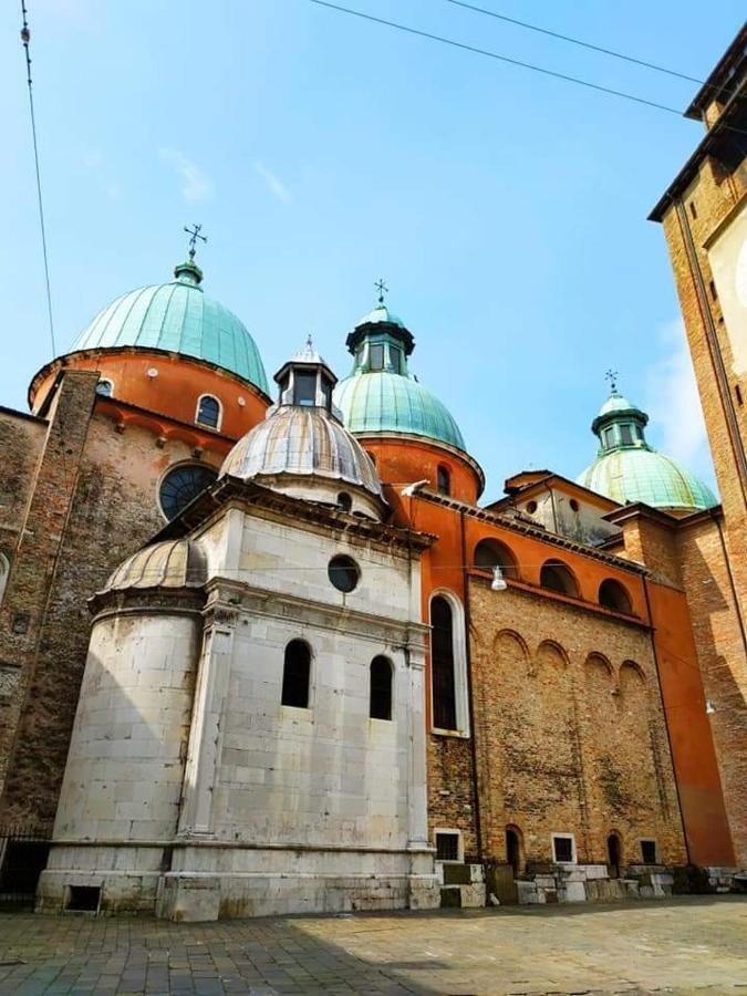 La Petite Maison Treviso Bagian luar foto
